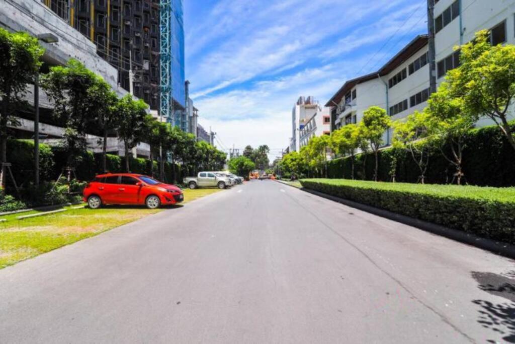 Kaws Theme Modern Cozy 1br 2 Min Walk To * Pattaya