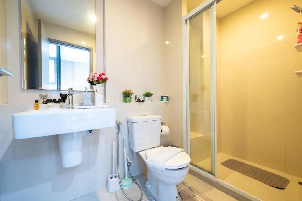 Appartement Kaws Theme Modern Cozy 1br 2 Min Walk To Pattaya