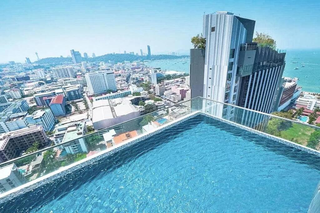 Appartement Kaws Theme Modern Cozy 1br 2 Min Walk To *